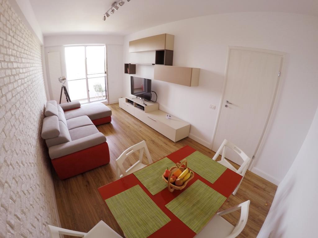Central Park Apartment Bucharest
